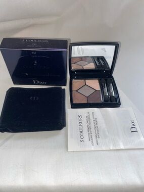BRAND NEW DIOR 5 COLOUR EYE SHADOW PALLET!